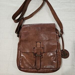 EUC Harbor 2nd Crossbody Bag is Cognac